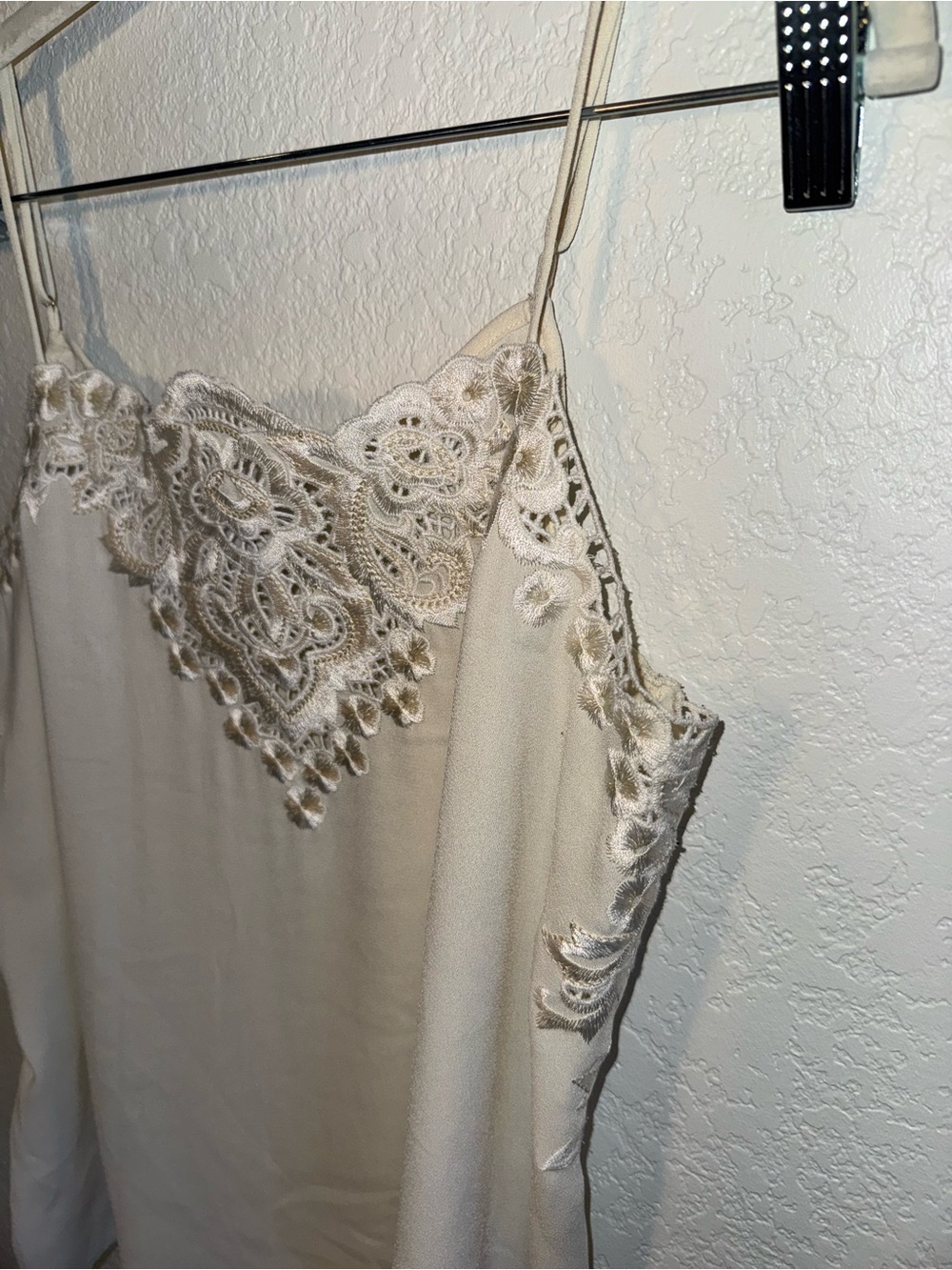 CAbi Baroque Cream Lace Embroidered Adjustable Tank Top Size M #4560 - Picture 3 of 7